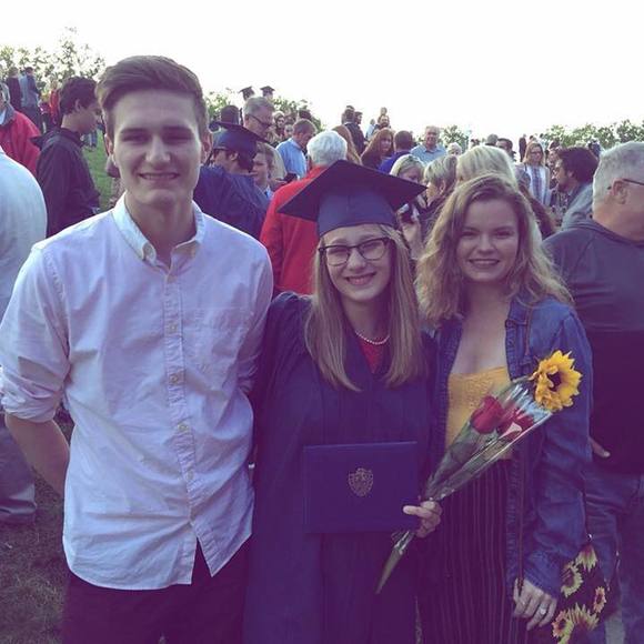 Meet your Posher, Amara - Picture 1 of 1